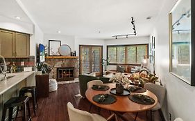 Gorgeous 1Br Steps From Lifts With Private Hot Tub